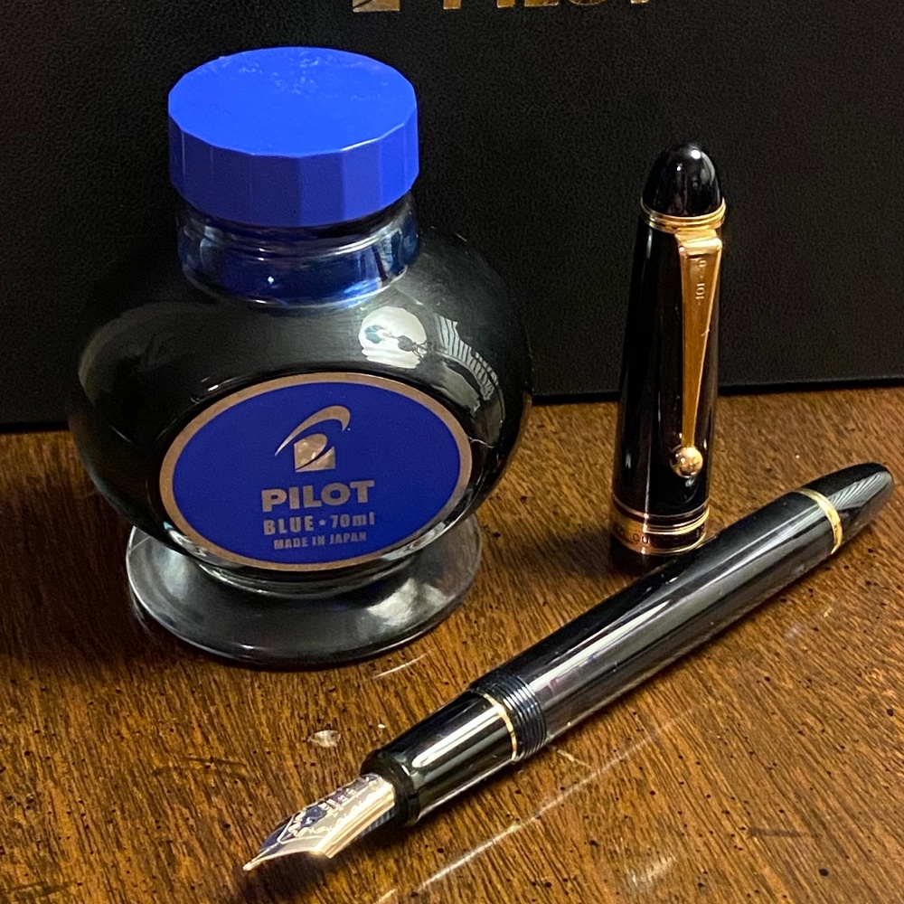 Pilot Custom 823 Fountain Pen & Ink Box Set